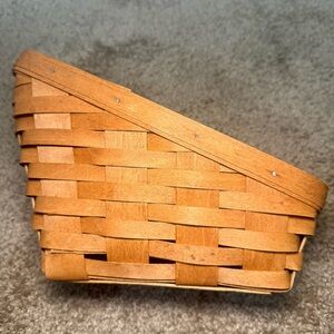 Vintage 1992 Longaberger Handwoven Basket – Dresden, Ohio